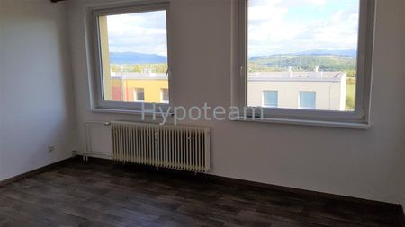 Pronájem bytu 1+kk a garsoniéry 31 m², Podzimní 274, Chlumec - Photo 3