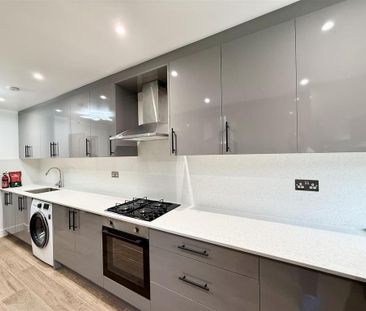 1 bedroom in a house share to rent - Photo 6