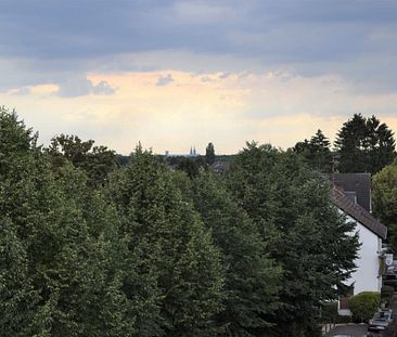 Domblick mitten in Refrath! Gut aufgeteilte 2 Raumwohnung mit Sonnenbalkon in zentraler Lage. - Foto 6