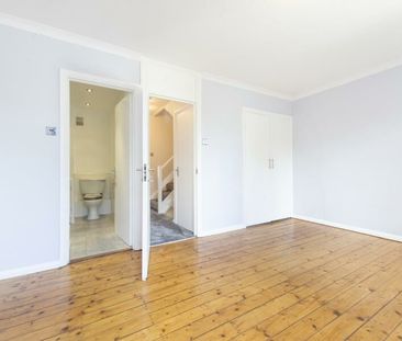 4 Bedroom House To Let - Photo 4