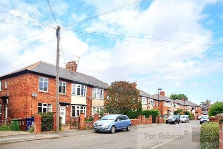 Tintern Crescent, Newcastle Upon Tyne - Photo 2