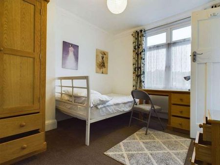 Milner Road, Brighton, BN2 - Photo 3