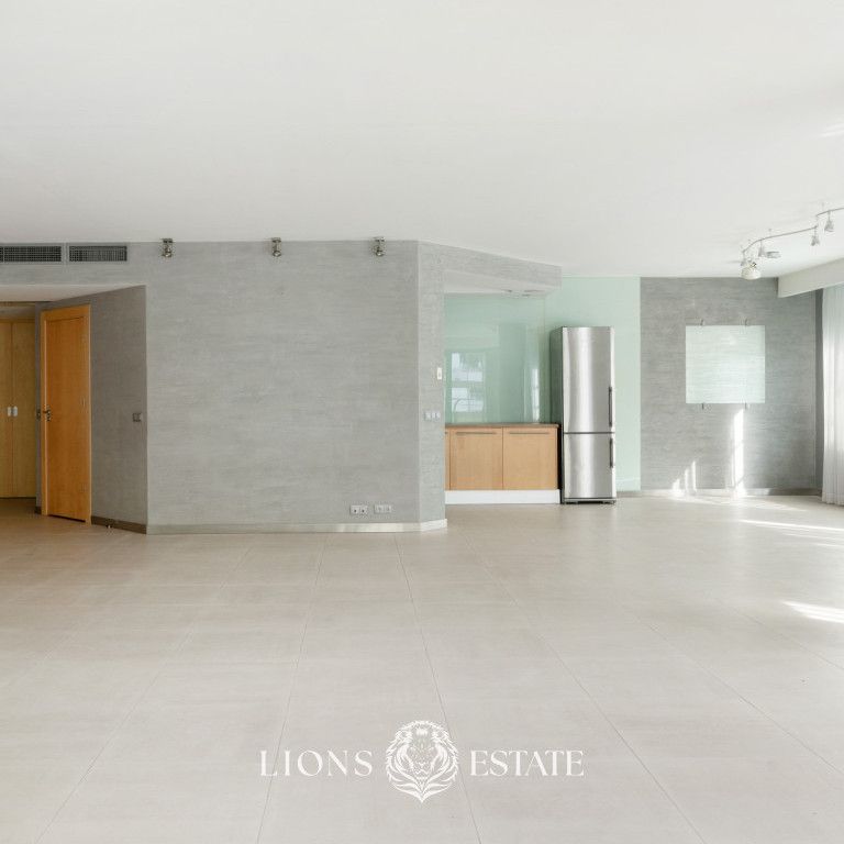 Warszawa, Śródmieście, Śródmieście Północne, Grzybowska - Фото 1