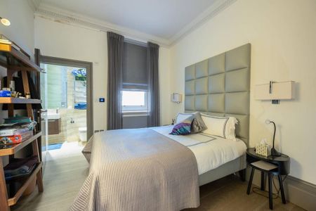 4 bedroom flat to rent - Photo 2