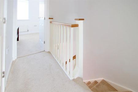 2 Bedroom House to let - Photo 5