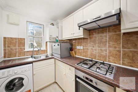 2 bedroom flat to rent - Photo 3