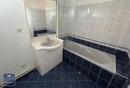Location Appartement 4 pièces 75m² RUMILLY 74150 - Photo 3