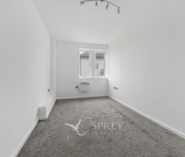 2 bedroom ground floor flat to rent - Photo 2