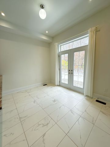 For Lease - 18 Macdonald Court, Richmond Hill, Ontario - Photo 4