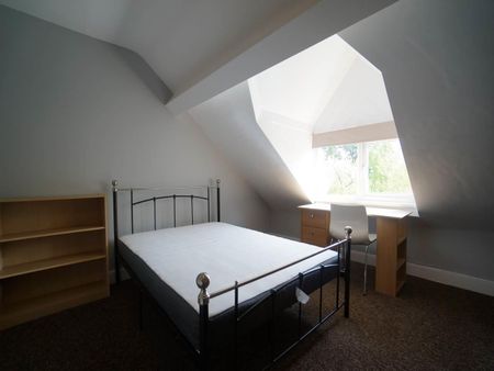 4 Victoria Park - Photo 4