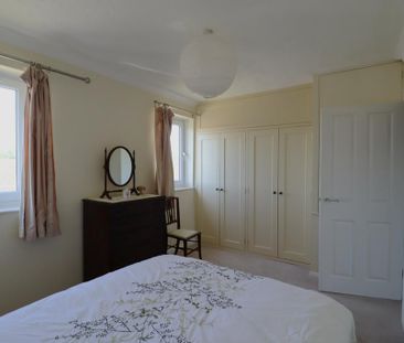 3 bedroom semi-detached house to rent - Photo 6