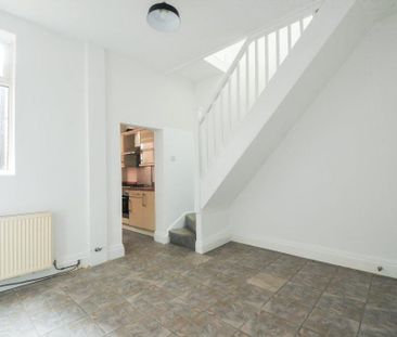 2 bedroom house to rent - Photo 3