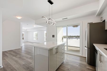 For Lease - 15 Kneeshaw Drive Unit# 409, Barrie, Ontario - Photo 2