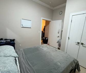 1 bedroom ground-level suite for rent in Cedar Hills, Surrey - Photo 3