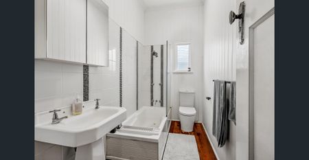 Beautifully Renovated 2-Bedroom Home with Entertaining Deck & Prime Inner-North Location - Photo 5