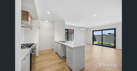 Stylish, Natural life filled Living in a Brand New Bonshaw Home - Photo 2
