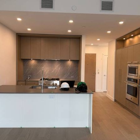 Luxury 2 bed 2 bath South Pandosy Caban - Photo 3