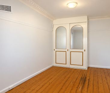 Modern 3 bedroom Home - Photo 4