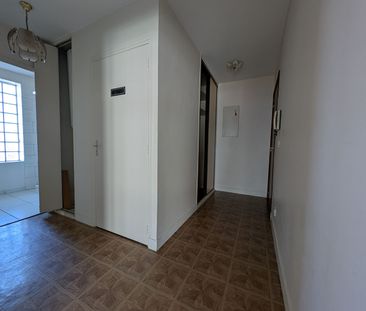 Location Appartement 2 pièces 47m² - Photo 6