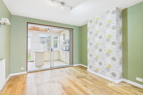 3 bedroom semi-detached house to rent - Photo 1