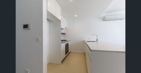 Contemporary lifestyle close to Monash - Photo 5