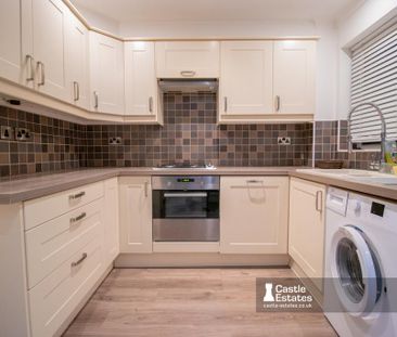 3 bedroom semi-detached house to rent - Photo 6