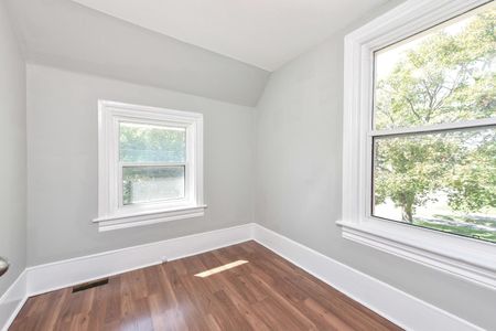 For Lease - 5 Mcgill Street, Smiths Falls, Ontario - Photo 5