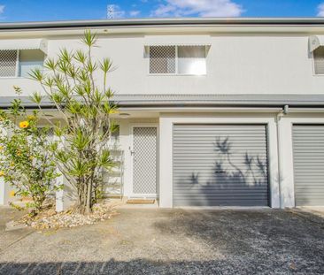 Furnished Townhouse in the Heart of Maroochydore - Rent Will Be $62... - Photo 2