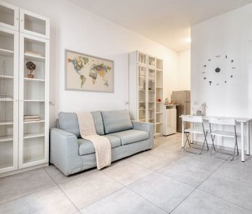 Via Busseto, Milan, Lombardy 20138 - Photo 5