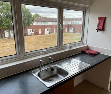 1 bedroom maisonette to rent - Photo 2