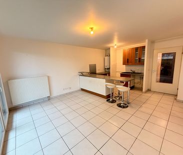 Location Appartement 2 pièces 42m² - Photo 2
