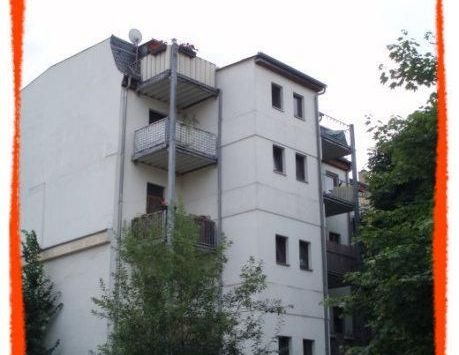 Schöne 2-Zi. Wohnung mit BALKON in zentrumsnaher Lage zu vermieten! - Photo 1