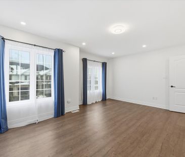 For Lease - 4805 Thomas Alton Boulevard, Burlington, Ontario - Photo 2