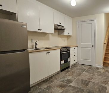 For Lease - 150 Terry Fox Drive Unit# 1, Barrie, Ontario - Photo 1