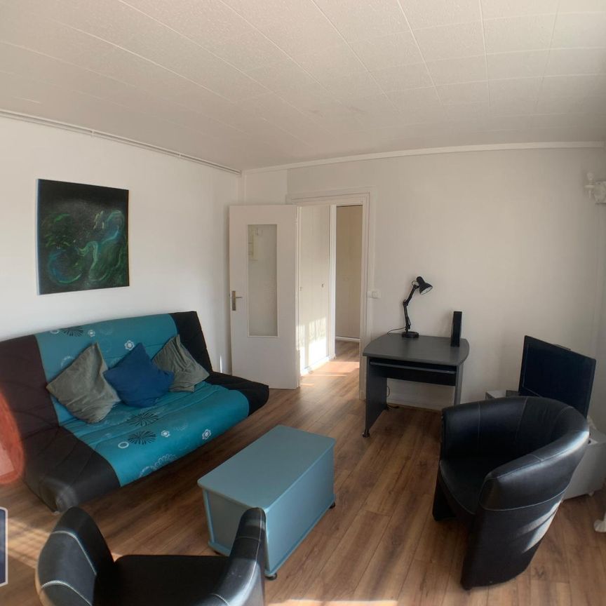 Location Appartement 1 pièce 28m² CHATEAUROUX 36000 - Photo 1