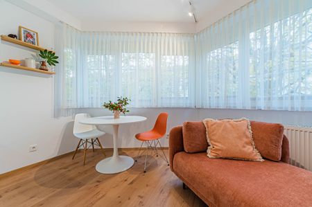 City-Residence: Gepflegtes 1-Zimmer-Apartment mit W-LAN und Reinigungsservice - Photo 2