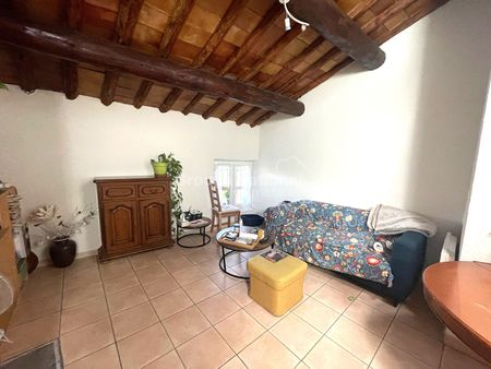 Location Appartement 3 pièces 69m² - Photo 5