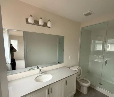 56 BROWN STREET - Photo 4