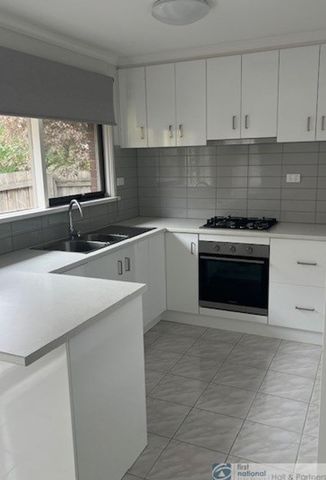 QUIET COURT LOCATION - Photo 3