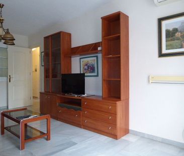 Apartamento de alquiler en Avenida de Carlos Haya, 55, Carranque - ... - Photo 1