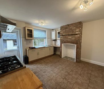 3 bedroom terraced house to rent - Photo 4