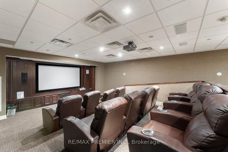 For Lease - 9235 Jane Street Unit# 1006, Vaughan, Ontario - Photo 3