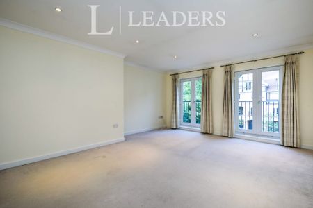 2 bedroom apartment to rent Charterhouse Area, Godalming - Photo 3