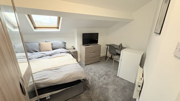 Bow Lane, Preston - Photo 1