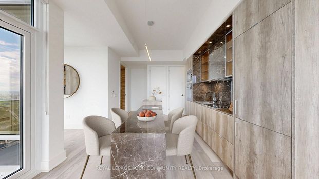 For Lease - 11 Yorkville Avenue Unit# 5802, Toronto, Ontario - Photo 1