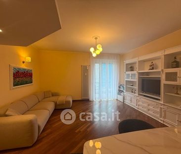 Trilocale in Affitto in Viale Caterina da Forlì 32 a Milano - Foto 3