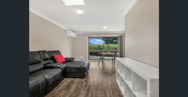 QUIET COMPLEX IN AN IDEAL LOCATION! - Photo 1