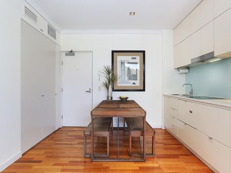 201/85 New South Head Road, Edgecliff NSW 2027 - Apartment For Rent | Domain - Photo 2