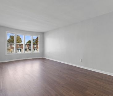 1030 100e Avenue, H7W 4A3, H7W 4A3, Laval - Photo 6