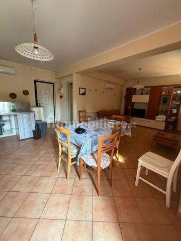 Villa a schiera via Flacca, Fondi - Photo 2